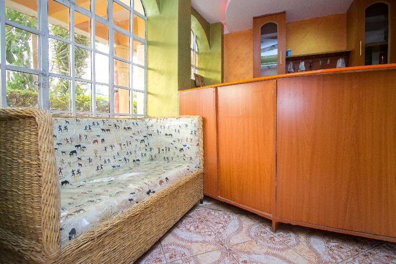 נאיוואשה Three Ways Hotel מראה חיצוני תמונה