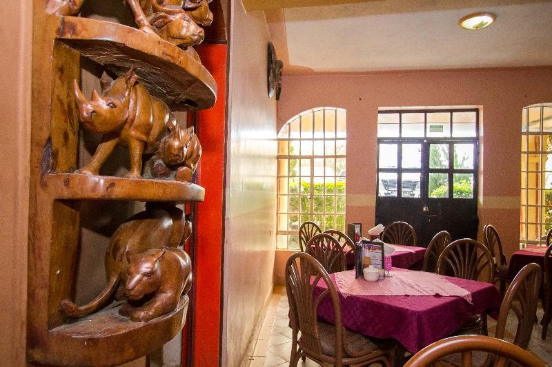 נאיוואשה Three Ways Hotel מראה חיצוני תמונה